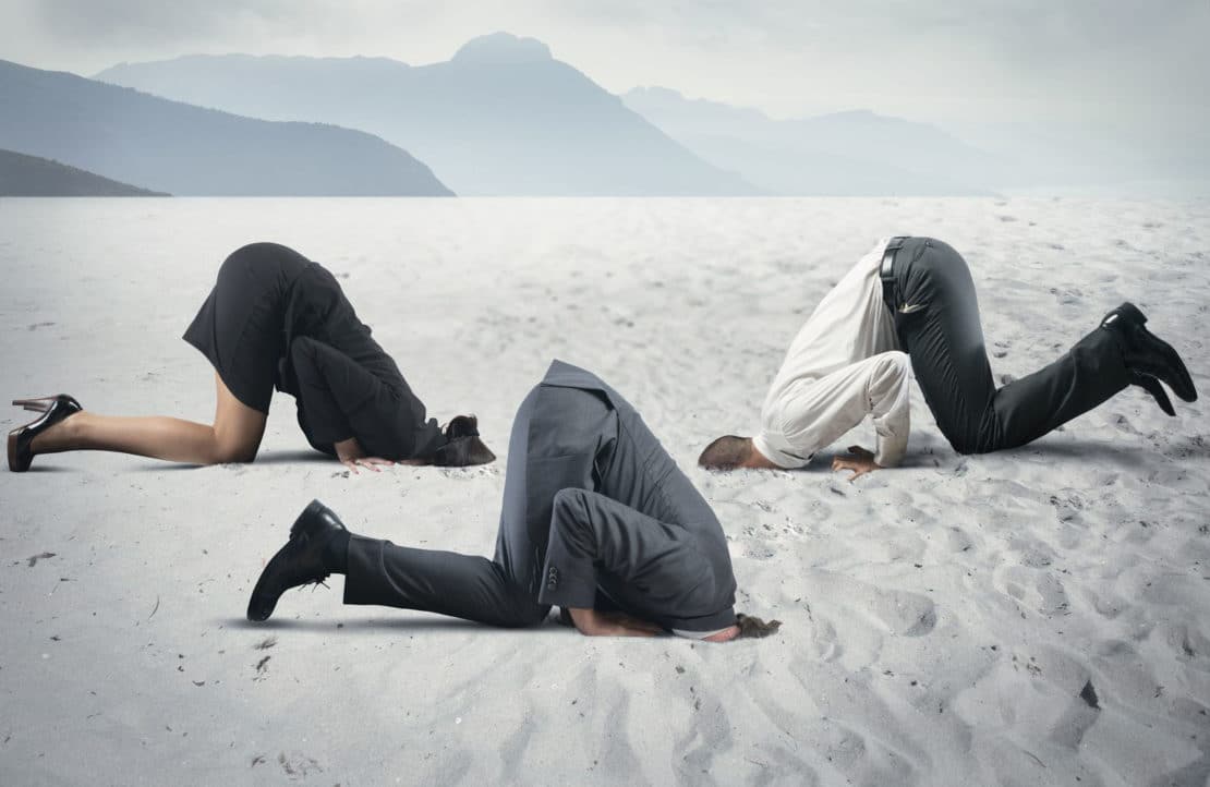 common leadership mistakes